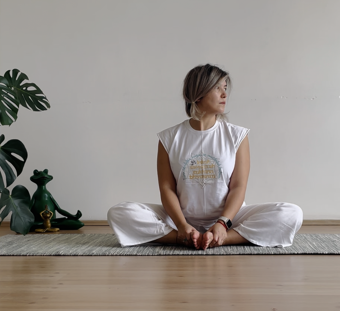 Yasemin Demirağlı Doğada Yoga Meditasyon ve İnziva Pratiği Görüntüsü
