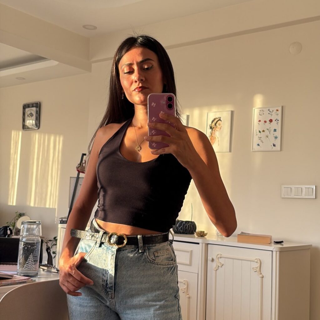 Öğrenci Zeynep Çarlıoğlu Yasemin Demirağlı Hatha Yoga Deneyimi